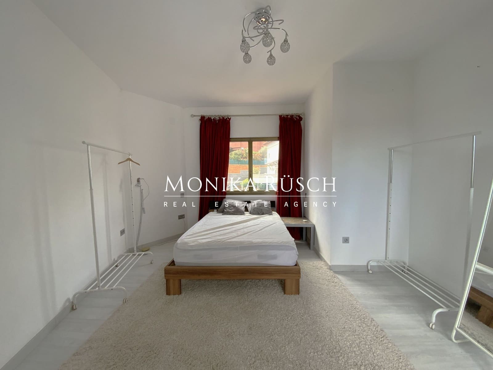 6 slaapkamer Villa te koop in Castelldefels - € 1.600.000 (Ref: 9972831)