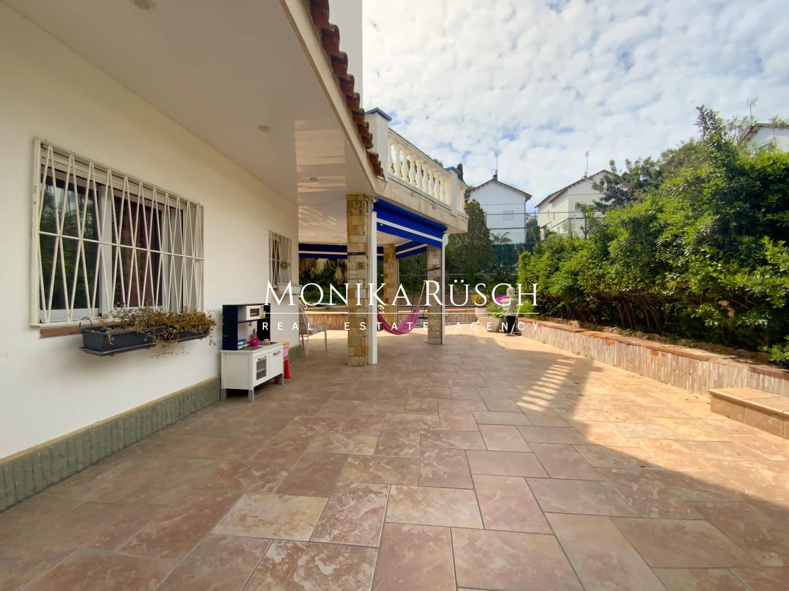 6 slaapkamer Villa te koop in Castelldefels - € 1.600.000 (Ref: 9972831)