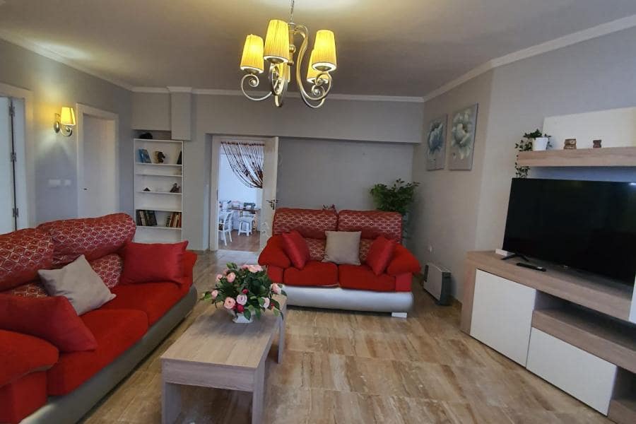 7 bedroom Villa for sale in Nerja with pool - € 784,000 (Ref: 7614274)