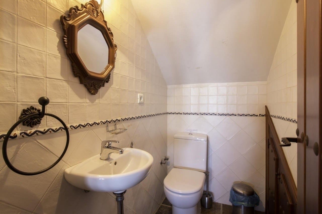 7 soveværelse Villa til salg i Frigiliana med swimmingpool - € 1.250.000 (Ref: 8847402)