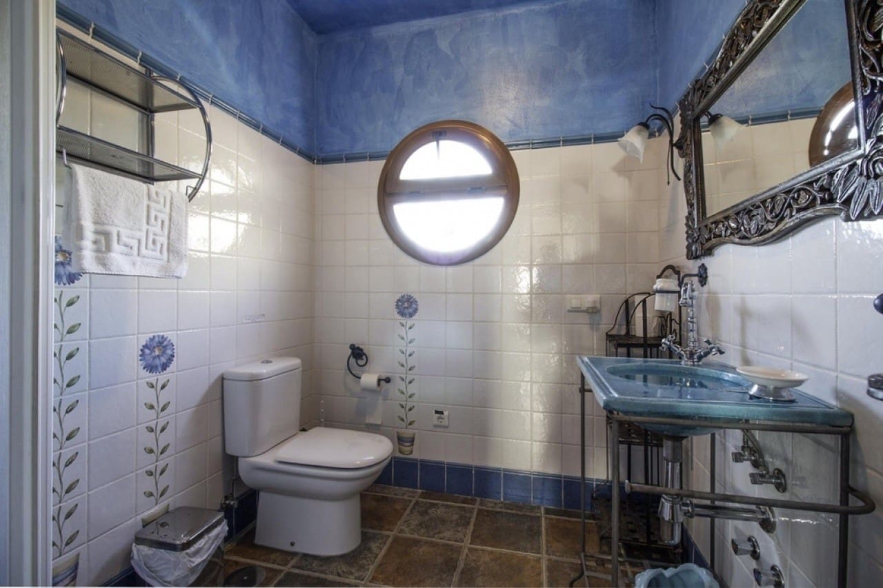 7 soveværelse Villa til salg i Frigiliana med swimmingpool - € 1.250.000 (Ref: 8847402)