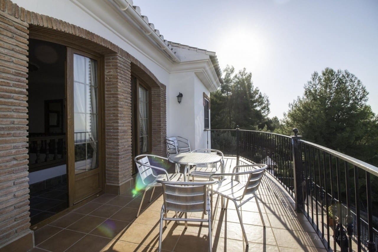 7 soveværelse Villa til salg i Frigiliana med swimmingpool - € 1.250.000 (Ref: 8847402)