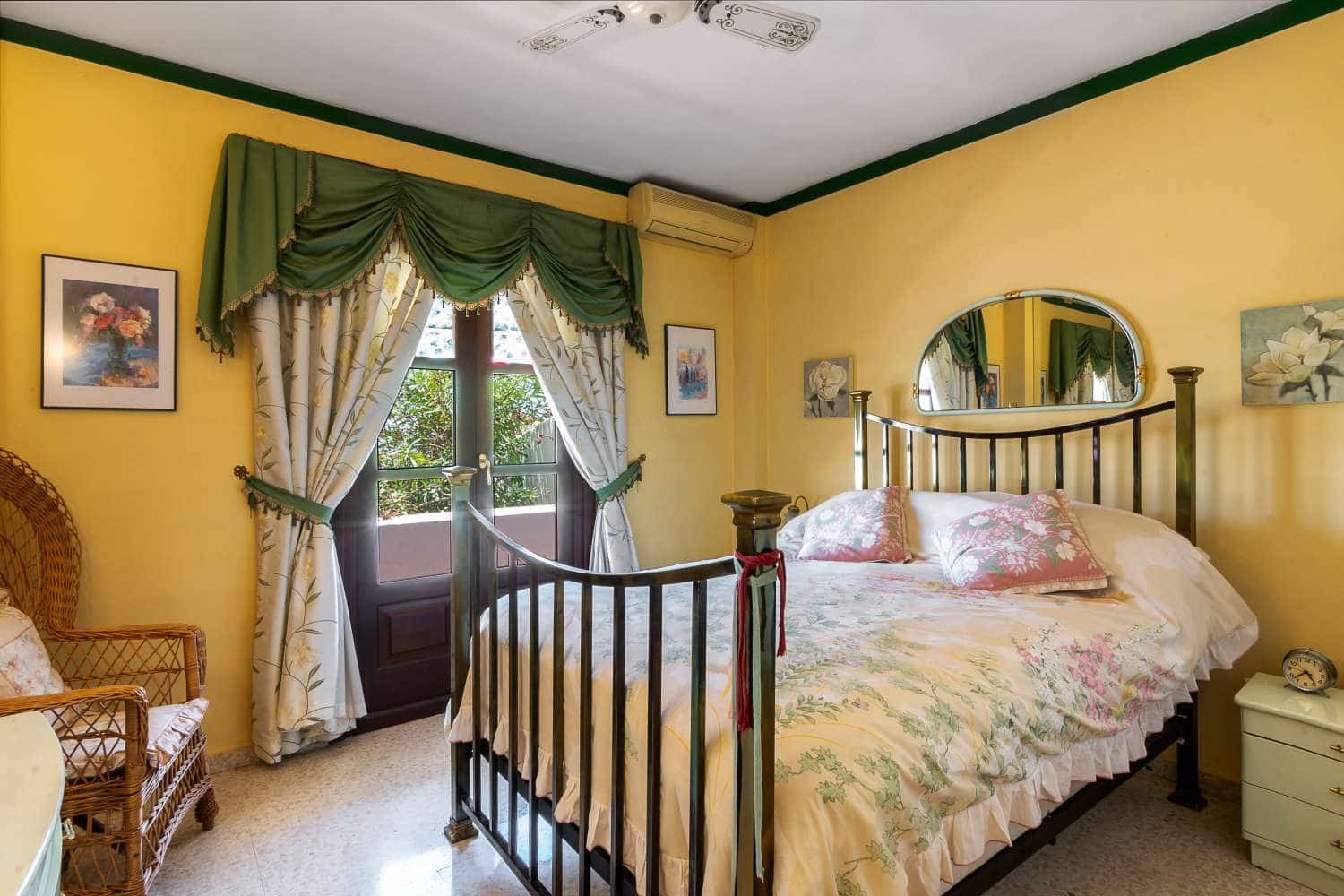 2 soverom Leilighet til salgs i Nerja med svømmebasseng - € 300 000 (Ref: 8847406)