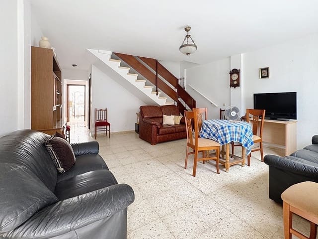 5 makuuhuone Omakotitalo myytävänä paikassa El Morche, Torrox - 199 000 € (Ref: 9110064)