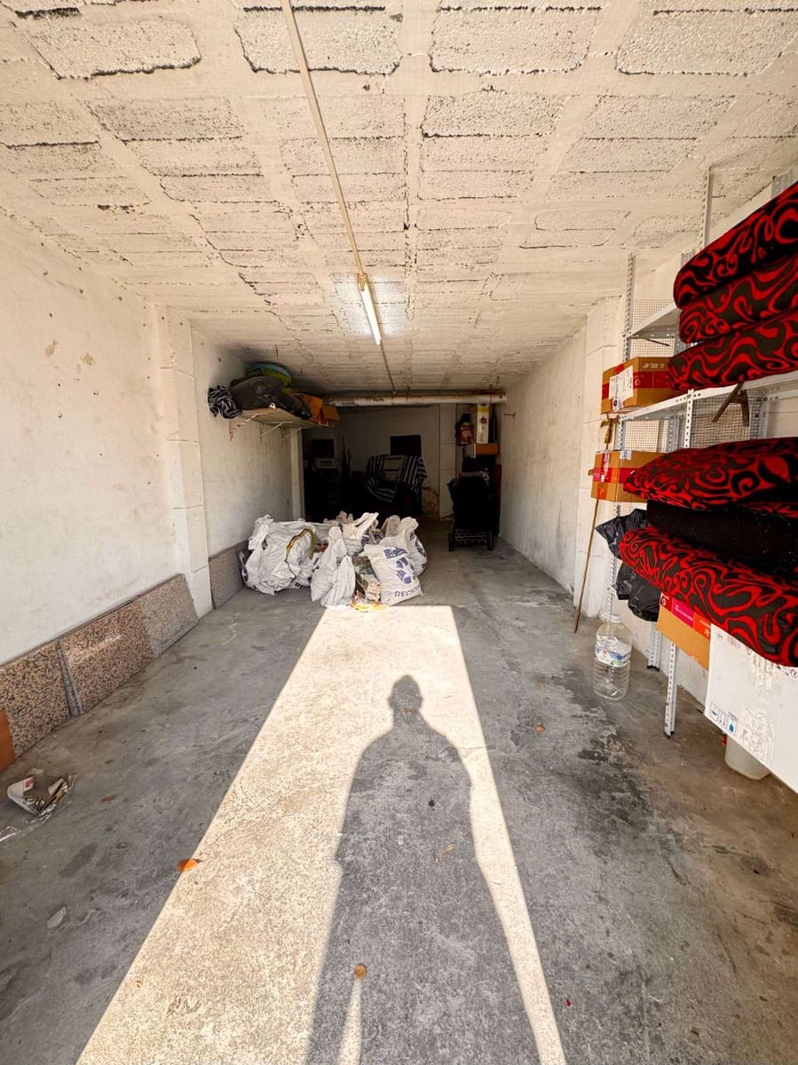 Piso de 3 habitaciones en Nerja en venta - 200.000 € (Ref: 9110065)