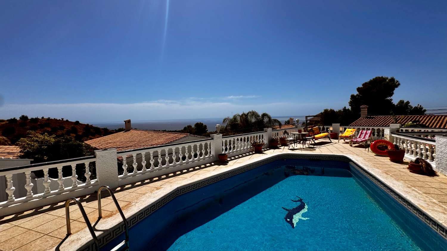 3 soverom Villa til salgs i Nerja med svømmebasseng garasje - € 650 000 (Ref: 9212539)