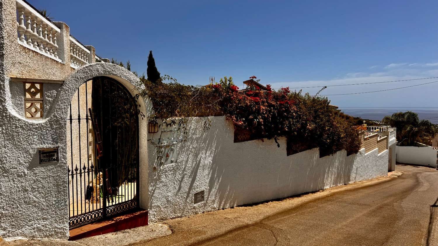 3 soverom Villa til salgs i Nerja med svømmebasseng garasje - € 650 000 (Ref: 9212539)