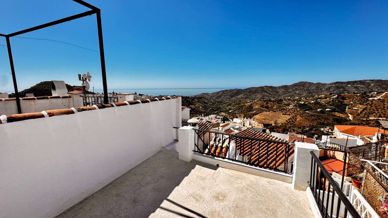 3 slaapkamer Huis te koop in Frigiliana - € 295.000 (Ref: 9217176)