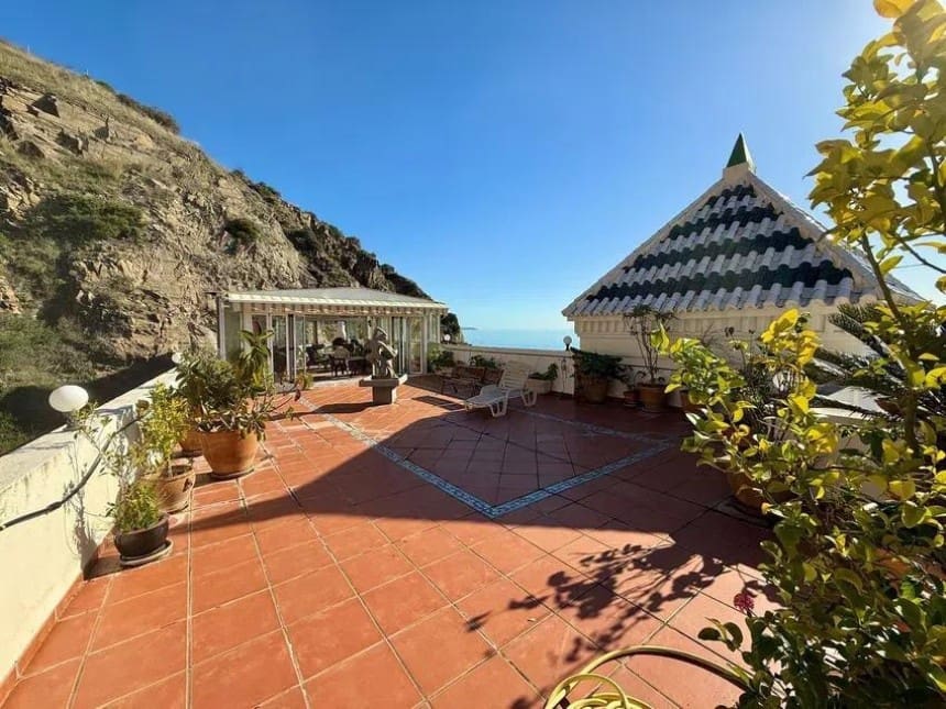 3 soveværelse Lejlighed til salg i Torrox med garage - € 920.000 (Ref: 9272113)