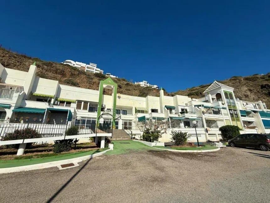 3 soveværelse Lejlighed til salg i Torrox med garage - € 920.000 (Ref: 9272113)