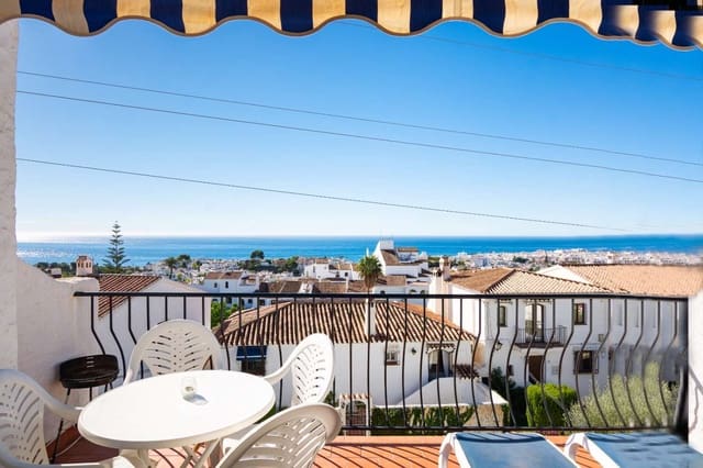 1 bedroom Apartment for sale in Capistrano, Nerja with pool - € 250,000 (Ref: 9358909)