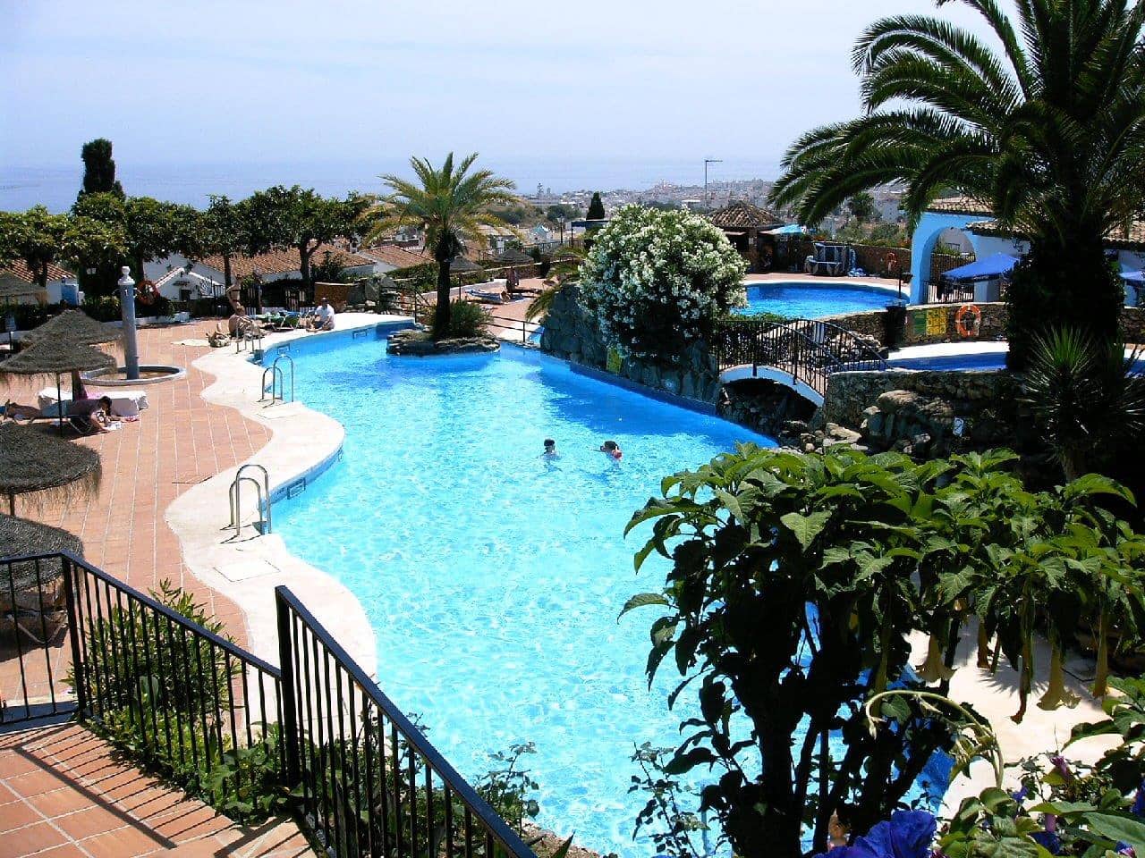 1 chambre Appartement à vendre à Nerja avec piscine - 250 000 € (Ref: 9358909)