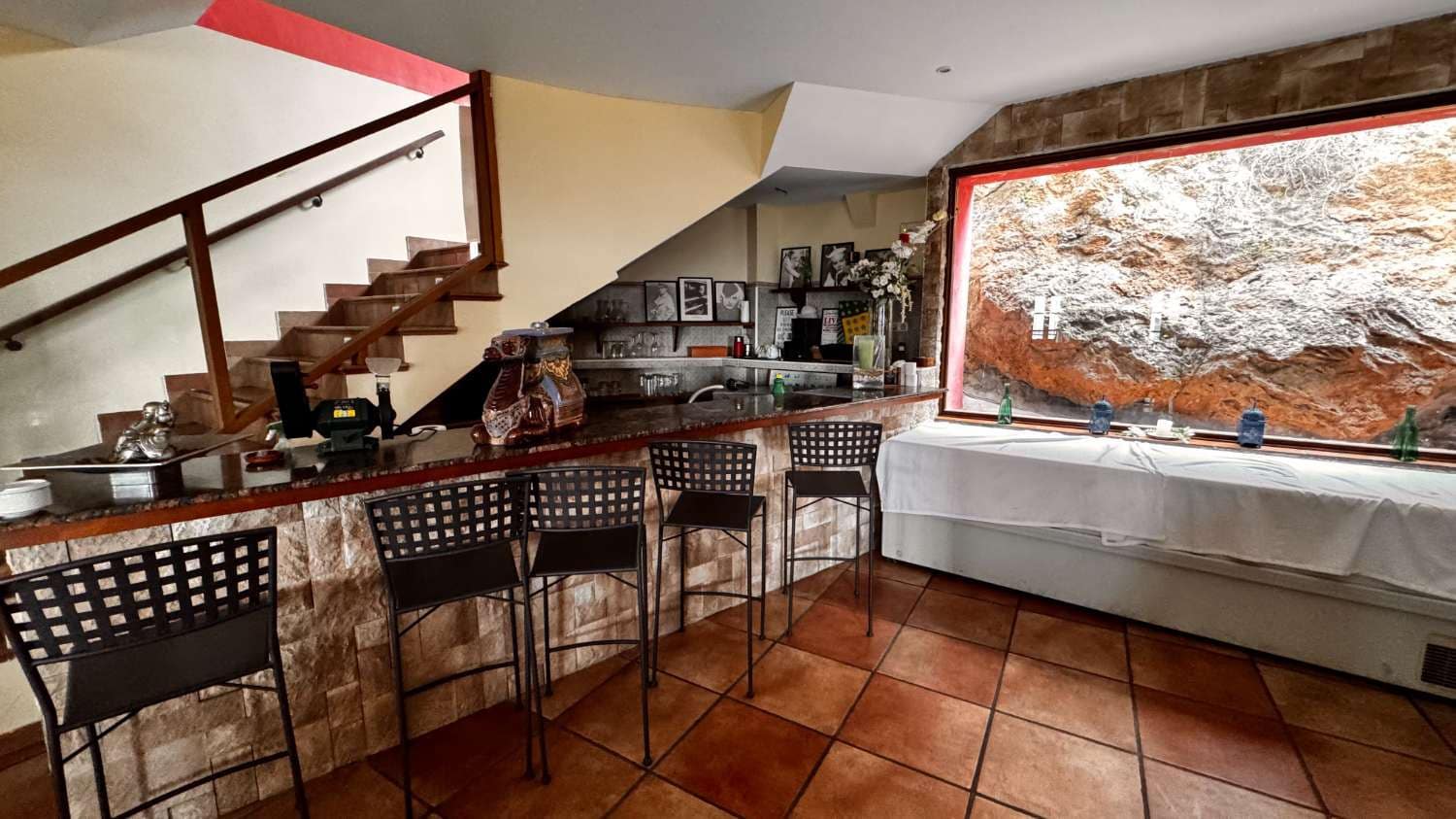 Restaurant/Bar til salgs i Frigiliana - € 800 000 (Ref: 9374993)