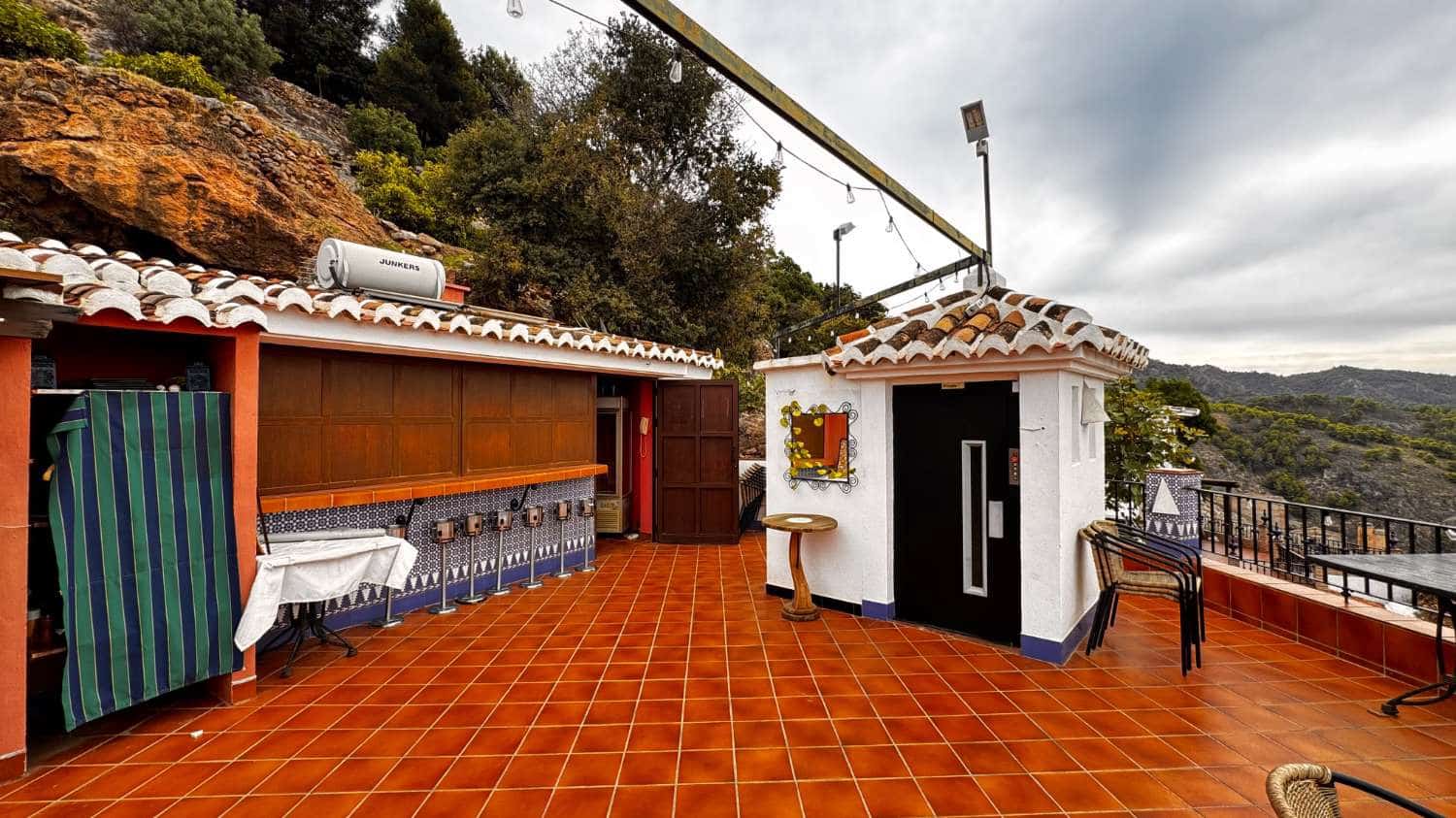 Restaurant/Bar til salgs i Frigiliana - € 800 000 (Ref: 9374993)