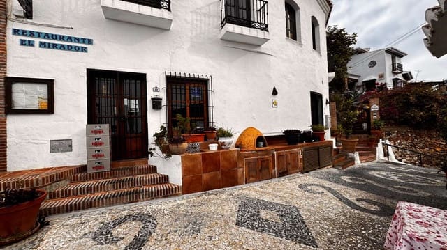 Restaurant/Bar til salgs i Frigiliana - € 800 000 (Ref: 9374993)