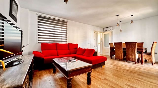 3 makuuhuone Huvila vuokrattavana paikassa Urbanización Santa Rosa, Torrox mukana uima-altaan 
autotalli - 1 500 € (Ref: 9374994)