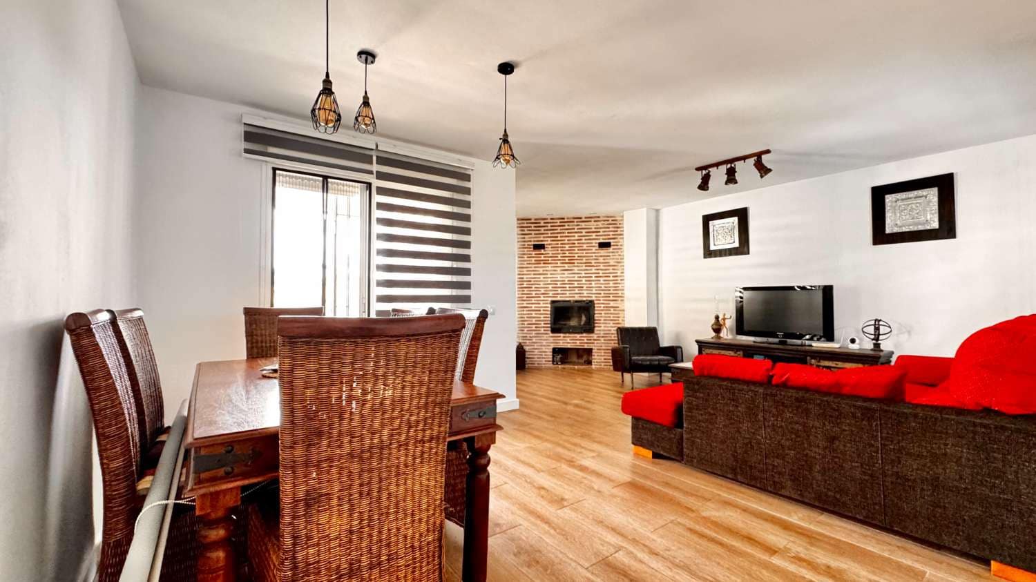 3 makuuhuone Huvila vuokrattavana paikassa Torrox-Costa mukana uima-altaan 
autotalli - 1 500 € (Ref: 9374994)