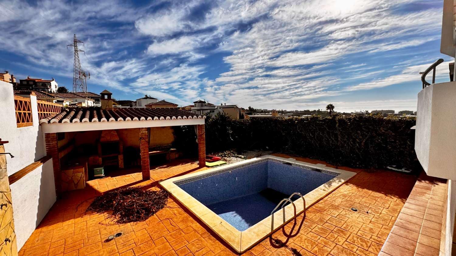 3 makuuhuone Huvila vuokrattavana paikassa Torrox-Costa mukana uima-altaan 
autotalli - 1 500 € (Ref: 9374994)