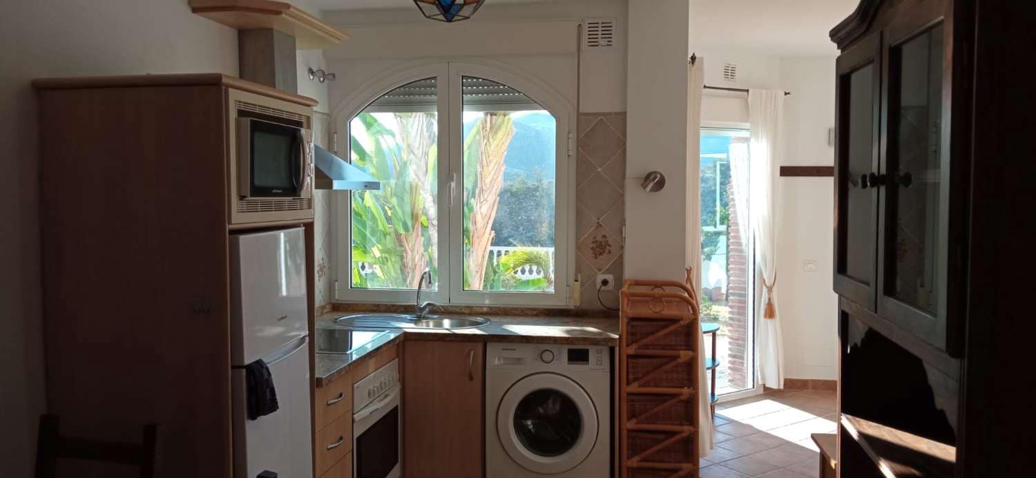 2 soveværelse Lejlighed til leje i Frigiliana med swimmingpool garage - € 1.000 (Ref: 9400445)