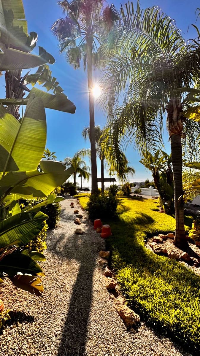 2 soveværelse Lejlighed til leje i Frigiliana med swimmingpool garage - € 1.000 (Ref: 9400445)