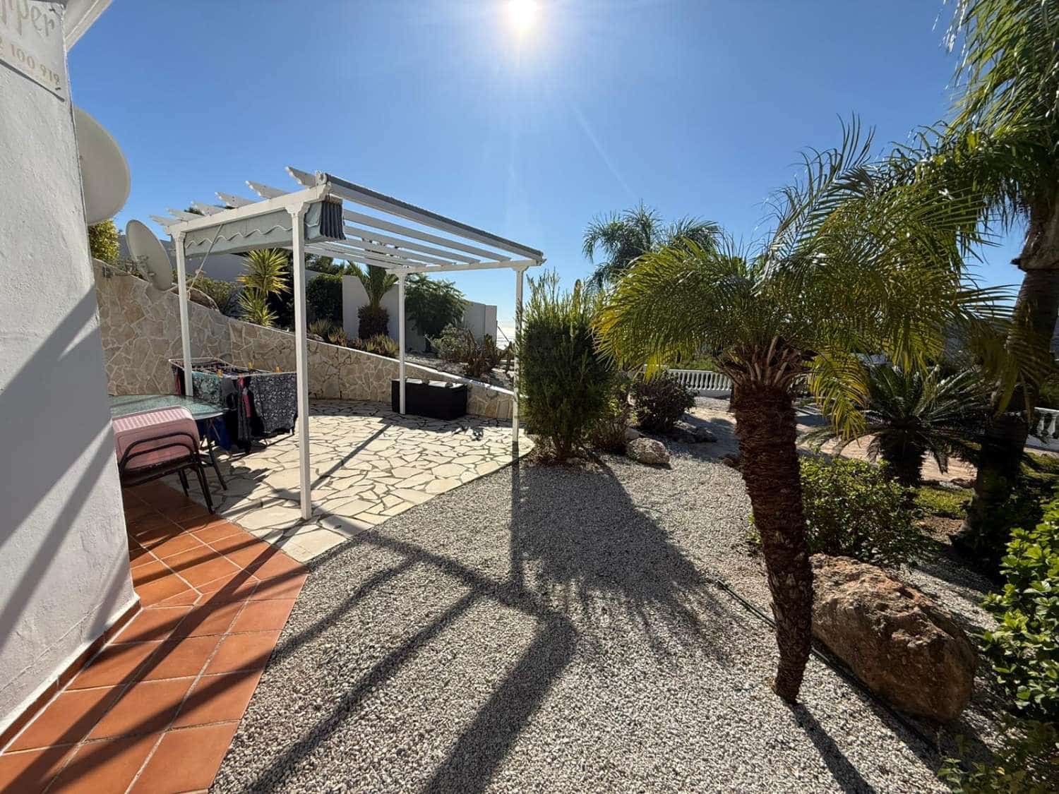 2 soveværelse Lejlighed til leje i Frigiliana med swimmingpool garage - € 1.000 (Ref: 9400445)