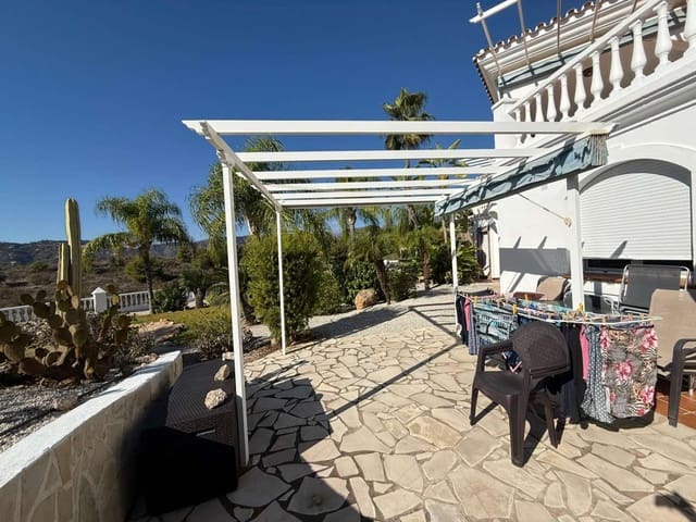 2 bedroom Apartment for rent in Frigiliana with pool garage - € 1,000 (Ref: 9400445)