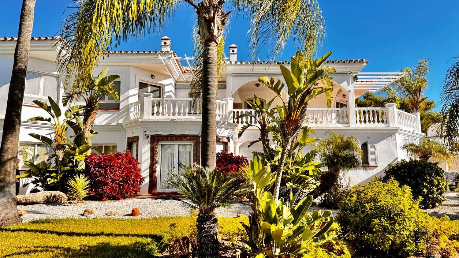 2 soveværelse Lejlighed til leje i Frigiliana med swimmingpool garage - € 1.000 (Ref: 9400445)