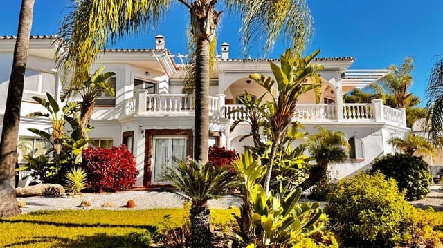 2 bedroom Apartment for rent in Frigiliana with pool garage - € 1,000 (Ref: 9400445)