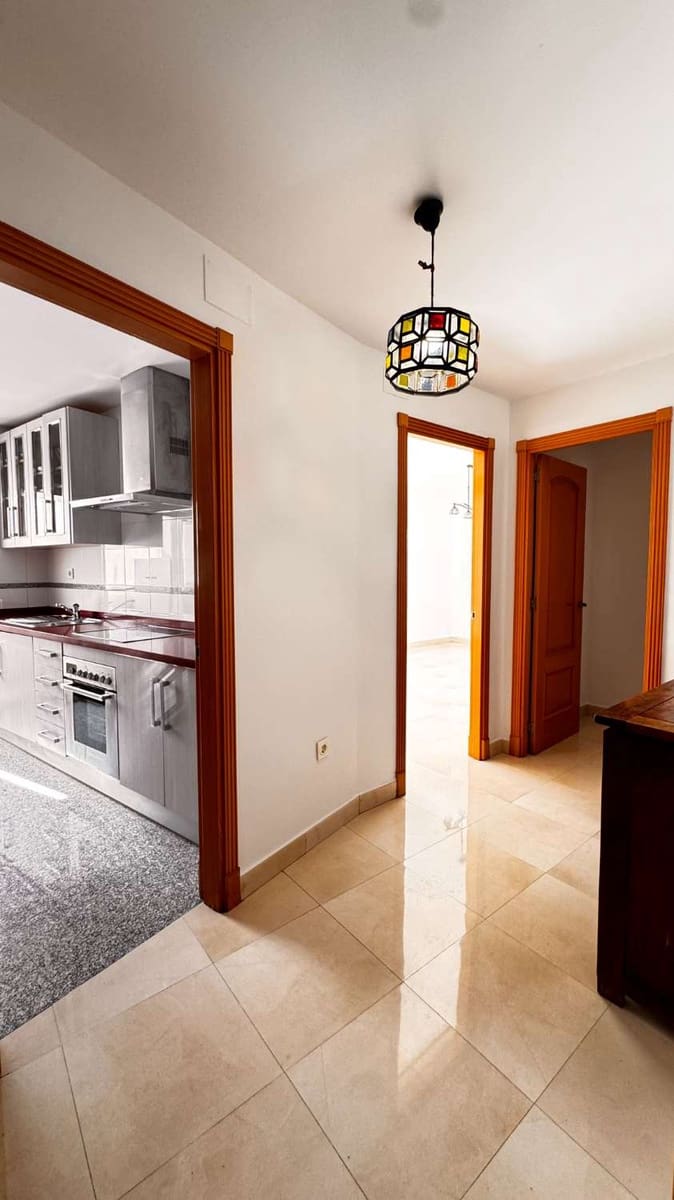 3 slaapkamer Flat te koop in Nerja met garage - € 489.000 (Ref: 9406277)