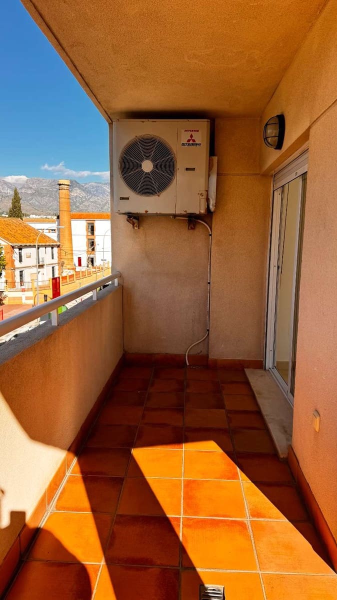 3 slaapkamer Flat te koop in Nerja met garage - € 489.000 (Ref: 9406277)