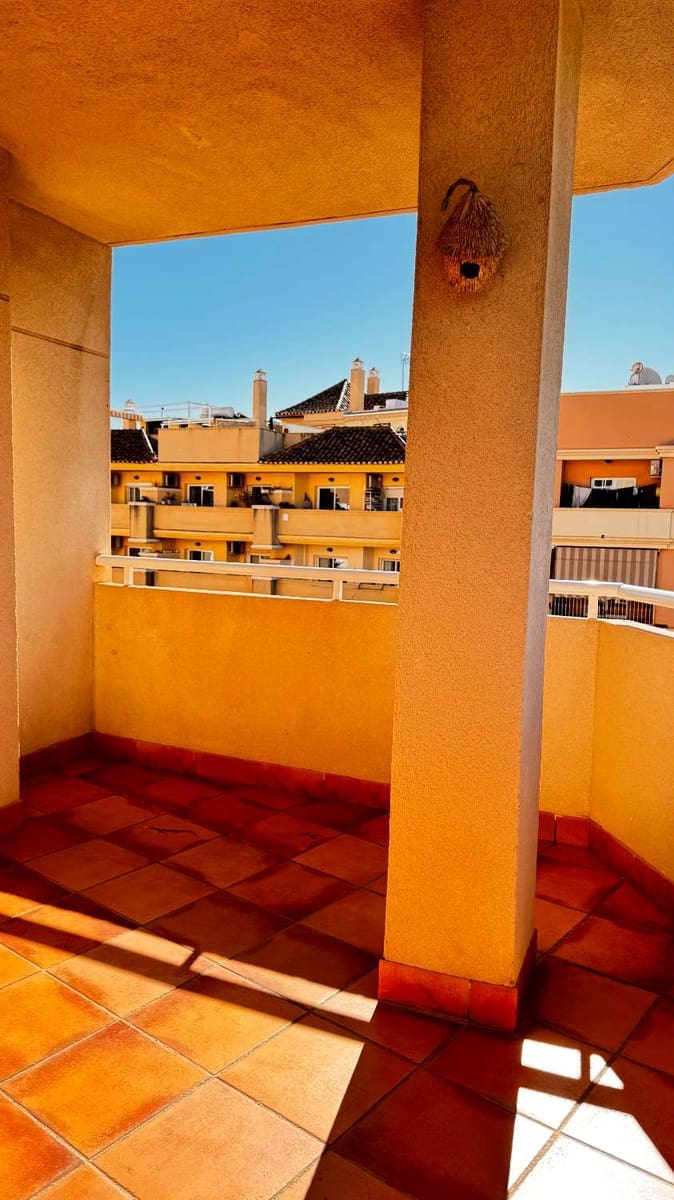 3 slaapkamer Flat te koop in Nerja met garage - € 489.000 (Ref: 9406277)