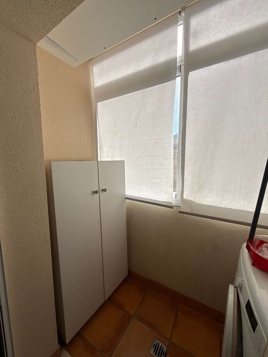 3 slaapkamer Flat te koop in Nerja met garage - € 489.000 (Ref: 9406277)