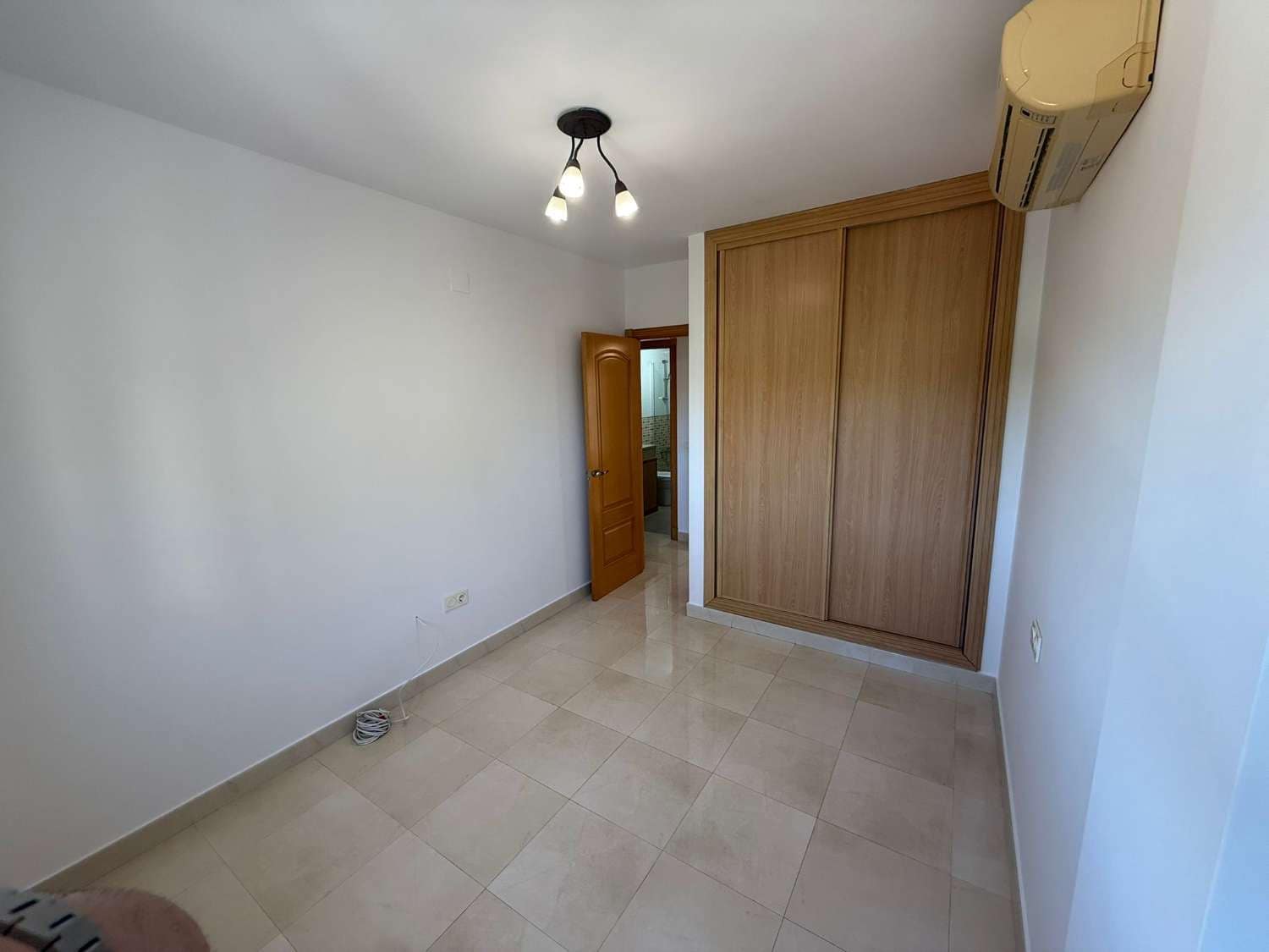 3 slaapkamer Flat te koop in Nerja met garage - € 489.000 (Ref: 9406277)