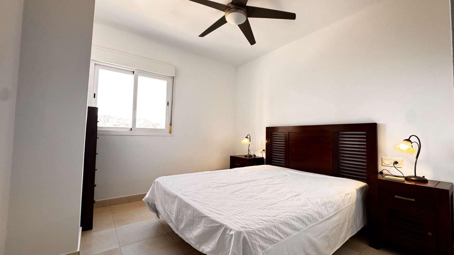 3 slaapkamer Flat te koop in Nerja met garage - € 489.000 (Ref: 9406277)