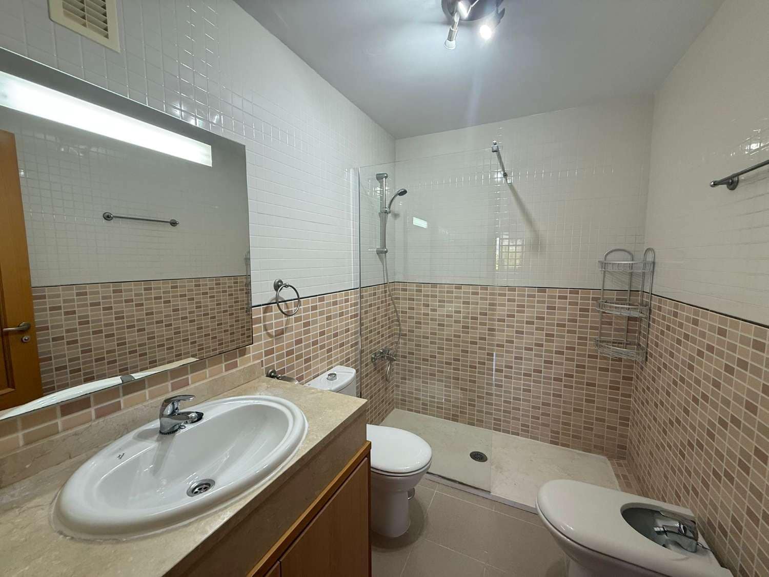 3 slaapkamer Flat te koop in Nerja met garage - € 489.000 (Ref: 9406277)