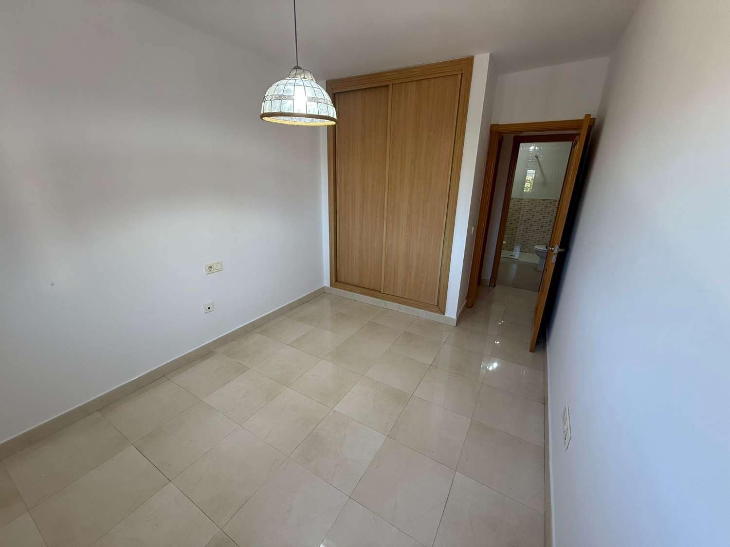 3 slaapkamer Flat te koop in Nerja met garage - € 489.000 (Ref: 9406277)