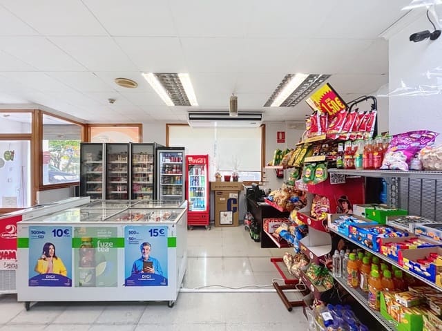 Commercieel te koop in Altea met garage - € 275.000 (Ref: 10034284)