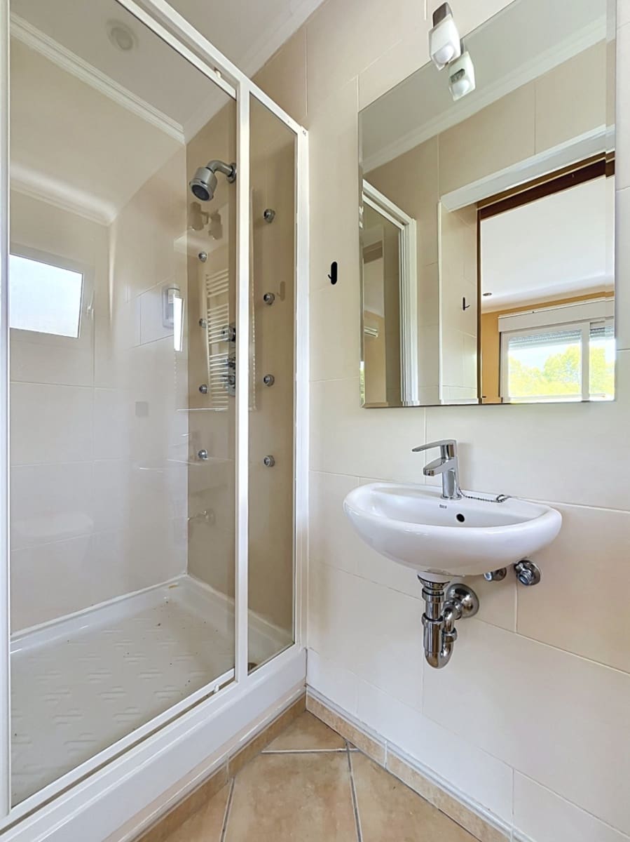 Chalet de 4 habitaciones en Albir en venta con piscina garaje - 650.000 € (Ref: 10034285)