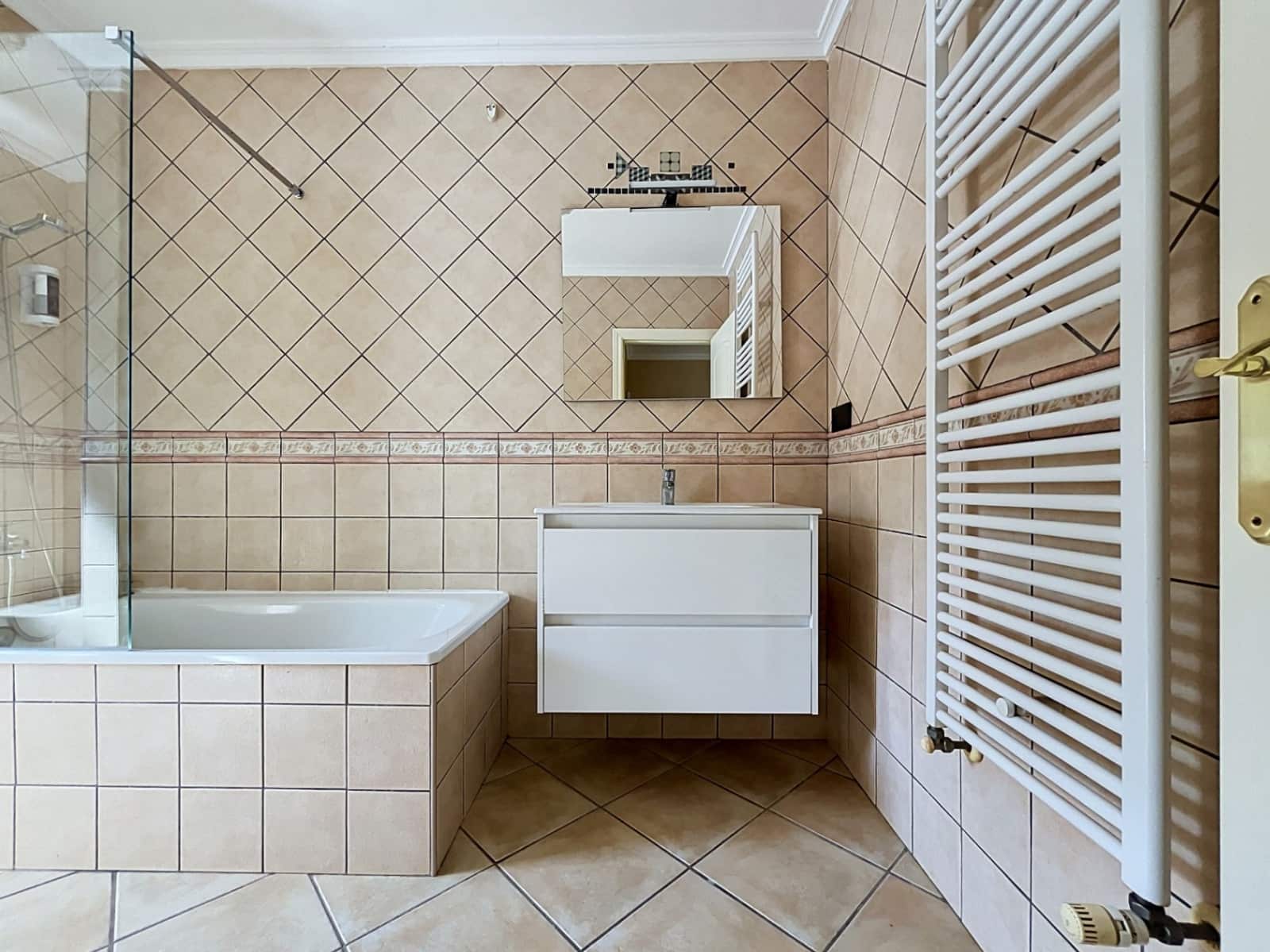 Chalet de 4 habitaciones en Albir en venta con piscina garaje - 650.000 € (Ref: 10034285)