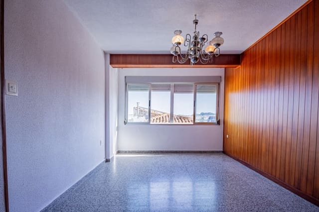 4 bedroom Apartment for sale in La Nucia Pueblo  , La Nucia - € 245,000 (Ref: 10034605)
