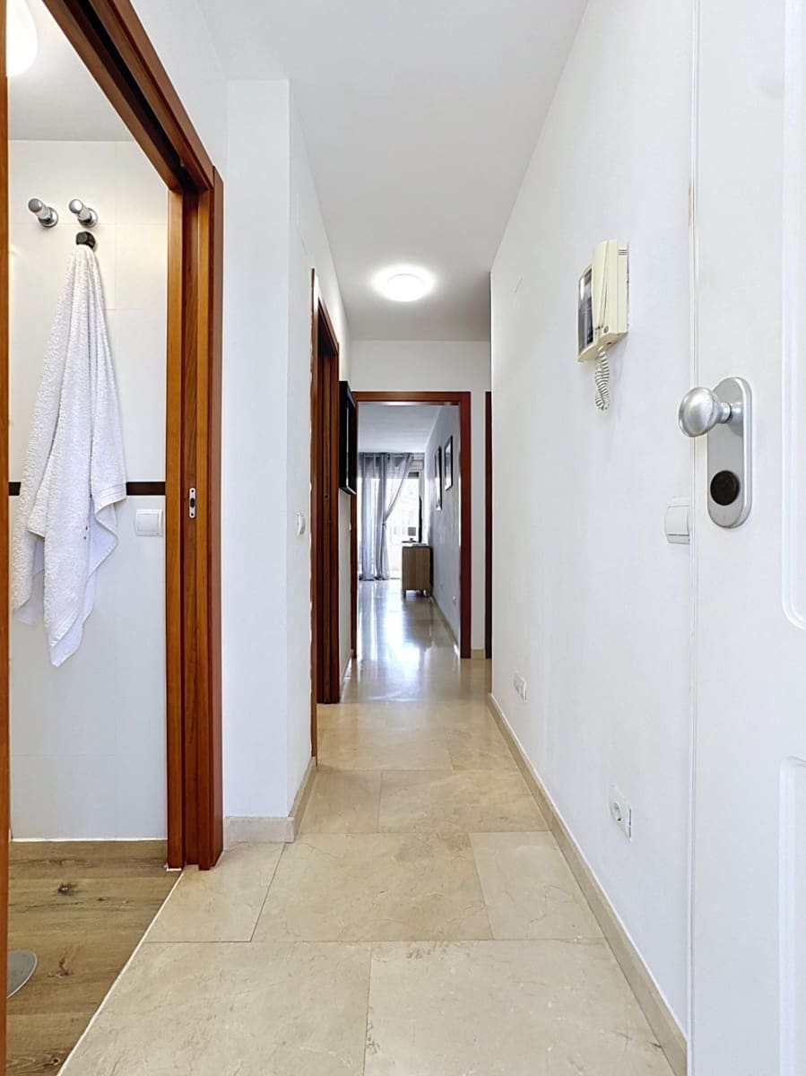 2 Zimmer Apartment zu verkaufen in Albir mit Pool Garage - 385.000 € (Ref: 10034606)