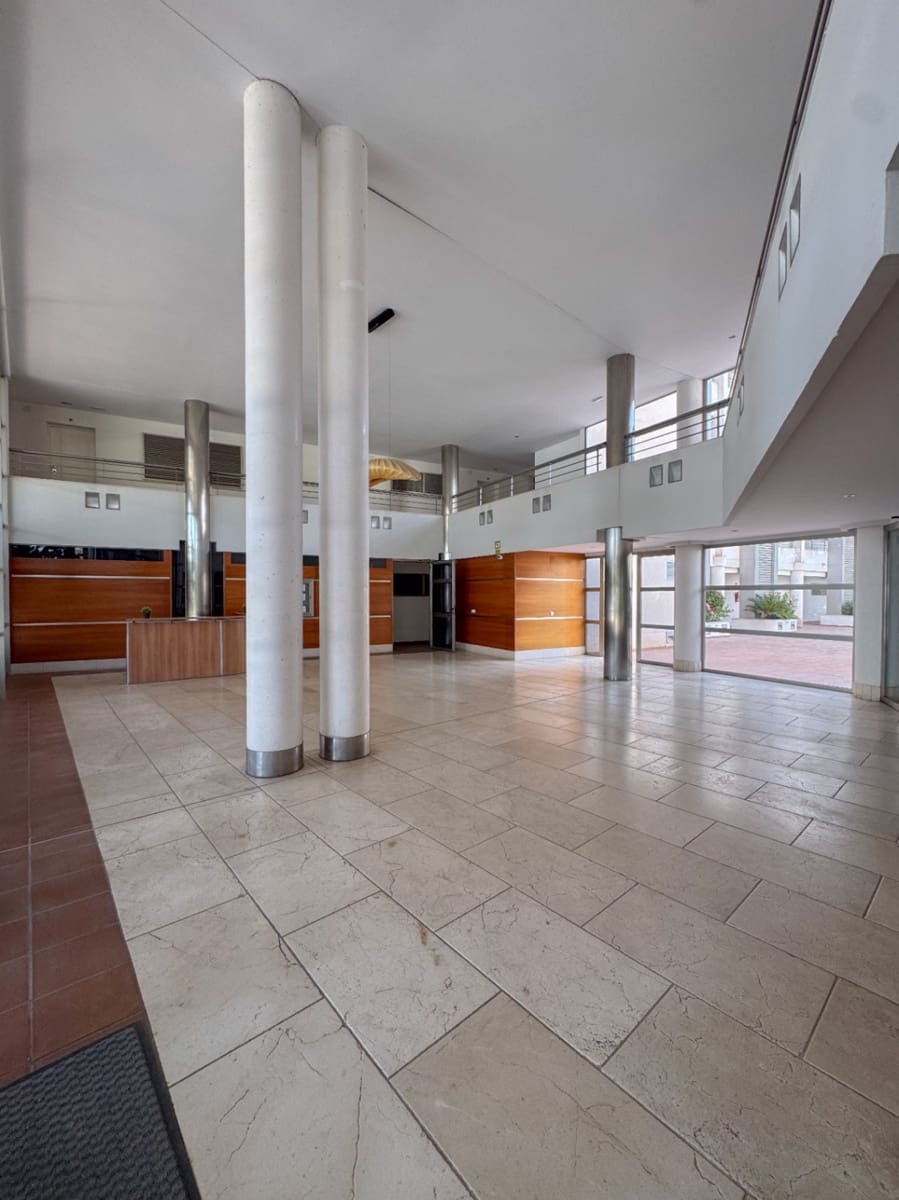 2 Zimmer Apartment zu verkaufen in Albir mit Pool Garage - 385.000 € (Ref: 10034606)