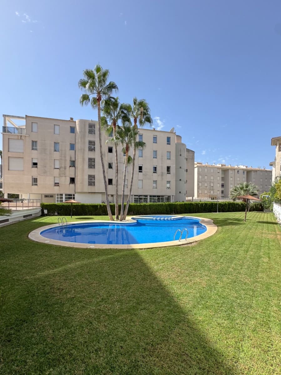 2 Zimmer Apartment zu verkaufen in Albir mit Pool Garage - 385.000 € (Ref: 10034606)