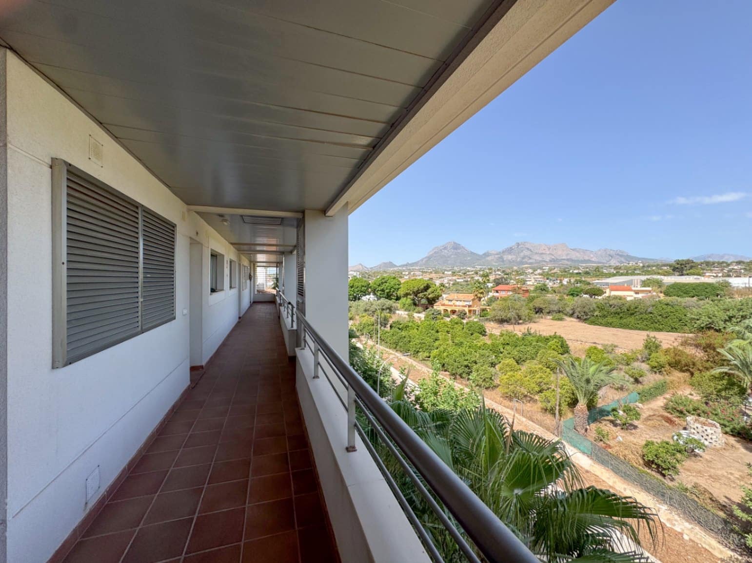 2 Zimmer Apartment zu verkaufen in Albir mit Pool Garage - 385.000 € (Ref: 10034606)