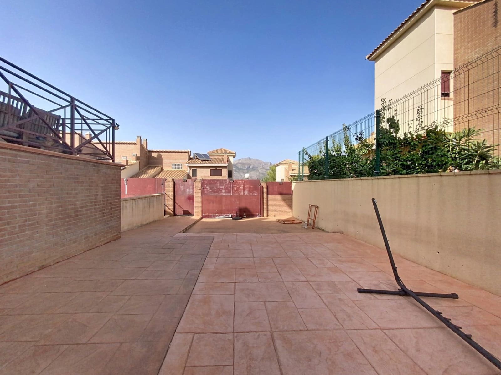 3 camera da letto Villetta Bifamiliare in vendita in La Nucia con piscina garage - 310.000 € (Rif: 10039002)
