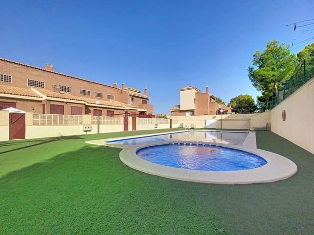 3 sovrum Semi-fristående Villa till salu i La Nucia Pueblo  , La Nucia med pool garage - 310 000 € (Ref: 10039002)