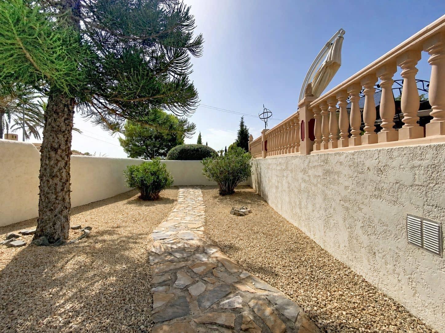 3 soverom Villa til salgs i Altea med svømmebasseng garasje - € 690 000 (Ref: 10039003)