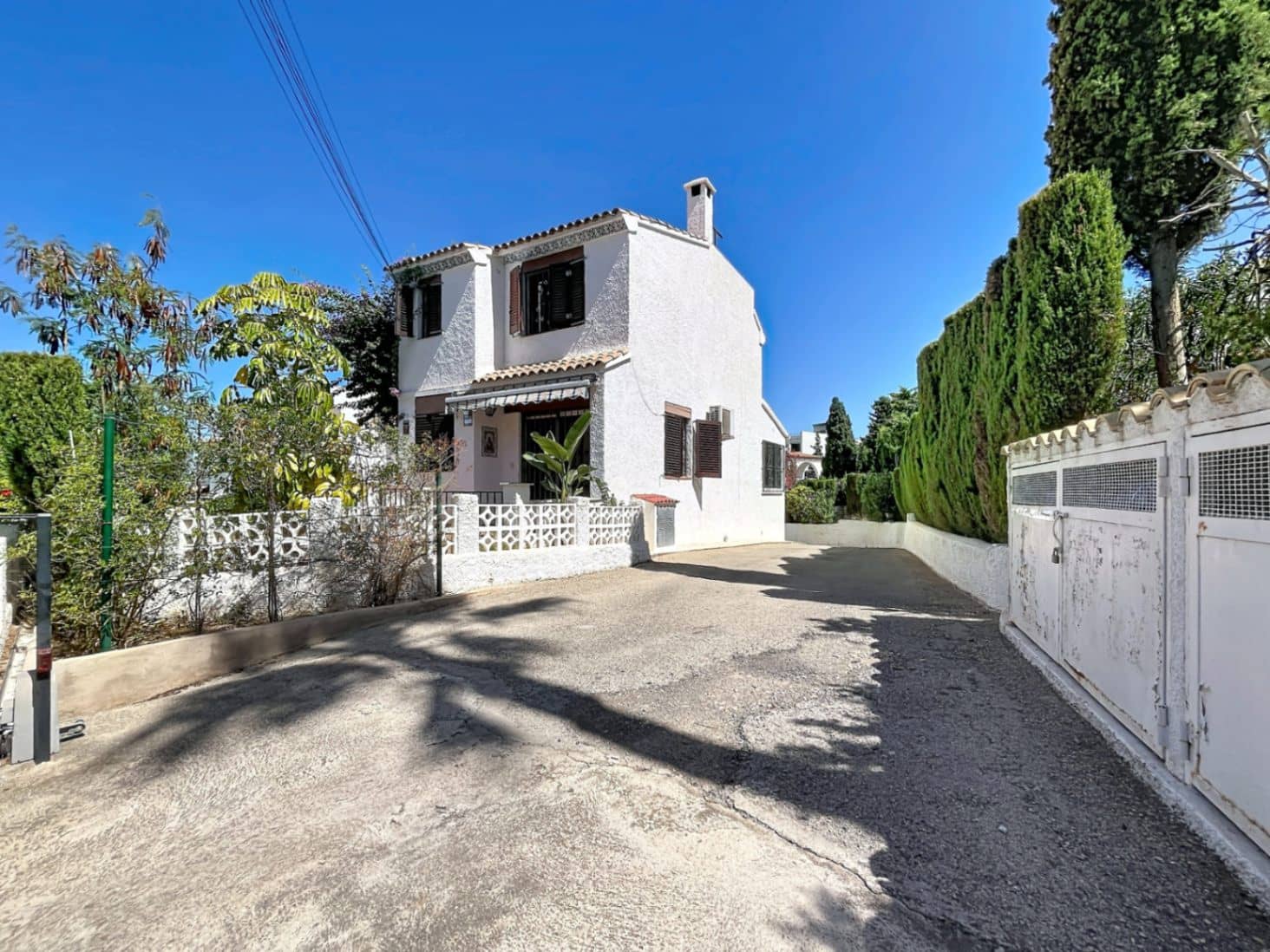 2 bedroom Bungalow for sale in Albir with pool garage - € 370,000 (Ref: 10039229)