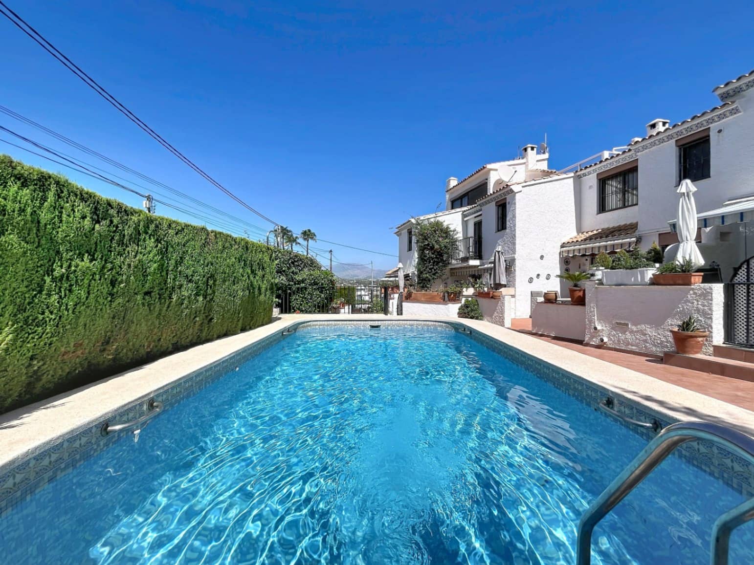 2 bedroom Bungalow for sale in Albir with pool garage - € 370,000 (Ref: 10039229)