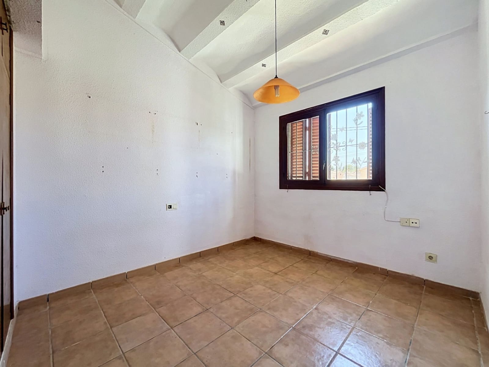 2 bedroom Bungalow for sale in Albir with pool garage - € 370,000 (Ref: 10039229)